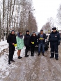 сотрудники Госавтоинспекции и учащиеся Стабенской школы поздравили водителей с Днем защитника Отечества - фото - 9