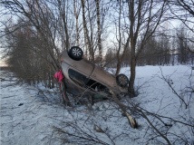 несоблюдение водителями Правил дорожного движения приводят к ДТП - фото - 1