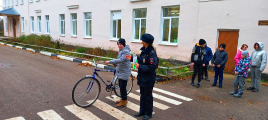 «дойди до школы безопасно»: мероприятие под таким названием прошло с учащимися МБОУ Касплянской СШ - фото - 4