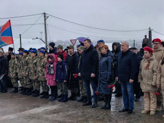 в Смоленском районе открыли Мемориальную доску, посвященную Герою Советского Союза Михаилу Семеновичу Санникову - фото - 4