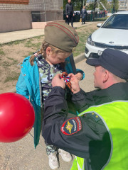 госавтоинспекция Смоленского района присоединилась к Всероссийской акции «Георгиевская ленточка» - фото - 2