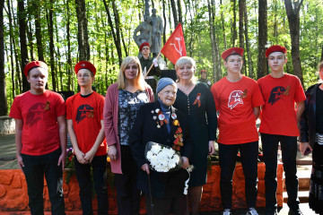 ветеранов - участников Великой Отечественной войны поздравили с 80-й годовщиной со дня освобождения Смоленщины от немецко-фашистских захватчиков - фото - 5
