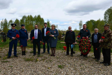 В преддверии Дня Победы в Смоленском районе почтили память цыган-жертв геноцида - 2
