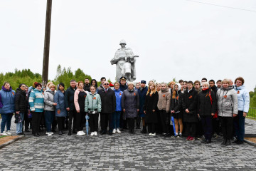 на мемориальном комплексе в деревне Ракитня – 2 состоялся митинг, посвященный Дню Победы - фото - 10