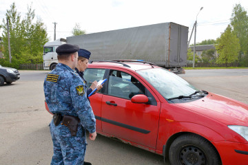 в Смоленском районе сотрудники Госавтоинспекции провели совместный с судебными приставами рейд по выявлению должников - фото - 5