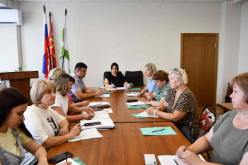 17 июля 2024 года в Администрации Смоленского района состоялось заседание комиссии по делам несовершеннолетних и защите их прав - фото - 6