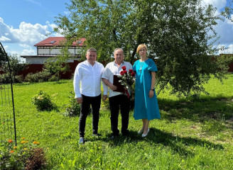 экс-главу Лоинского сельского поселения Николая Сергеевича Лапеченкова поздравили с 65-летним юбилеем - фото - 1