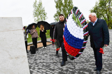 Митинг в честь Дня Великой Победы на мемориальном комплексе в деревне Ракитня - 2024 - 2