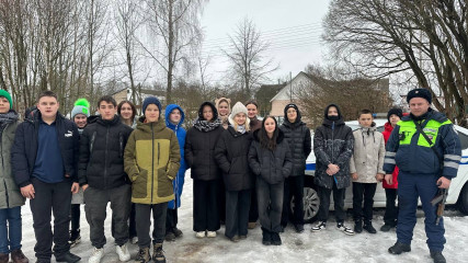 в Смоленском районе сотрудники Госавтоинспекции провели акцию «Знакомство со службой Госавтоинспекции» - фото - 5