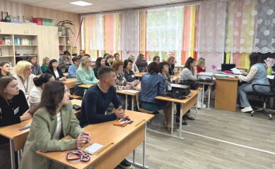 девятиклассники Смоленского муниципального округа сдали экзамены по биологии, информатике, обществознанию, химии - фото - 8
