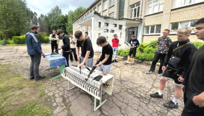 в школах Смоленского округа прошли военные (учебные) сборы для обучающихся 10 классов - фото - 9