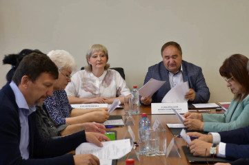 информация о заседании Смоленской окружной Думы и постоянных комиссий Смоленской окружной Думы - фото - 9