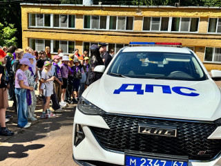 сотрудники Госавтоинспекции провели акцию «Мотоцикл – детям не игрушка» в летнем оздоровительном лагере «Кристалл» - фото - 6