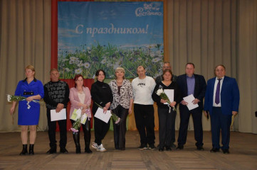 в Сметанинском сельском доме культуры прошло торжественное мероприятие - 14 в Сметанинском сельском доме культуры прошло торжественное мероприятие - фото - 14