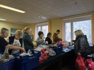 в рамках еженедельного проекта Россельхозбанка в Администрации Смоленского округа состоялась «Вкусная пятница» - фото - 4