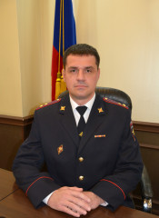 начальник ОМВД России «Смоленский» полковник полиции Дмитрий Викторович Фадеев информирует о мероприятиях, направленных на обеспечение безопасности во время празднования Нового 2026 года и Рождества Христова - фото - 1