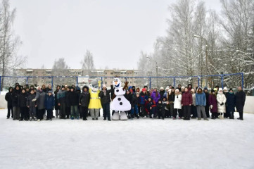 в Печерске открыли каток - фото - 10