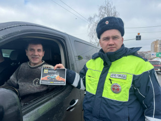 сотрудники Госавтоинспекции провели профилактическую акцию «СТОП АЛКОГОЛЬ» - фото - 5