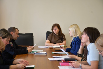 заседание комиссии по делам несовершеннолетних и защите их прав - фото - 5