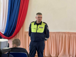 в преддверии весенних – школьных каникул сотрудники Госавтоинспекции проводят со школьниками уроки безопасности - фото - 8