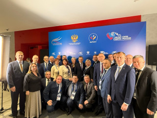 в День местного самоуправления состоялась церемония награждения победителей и лауреатов III Всероссийской муниципальной премии «Служение» - фото - 6