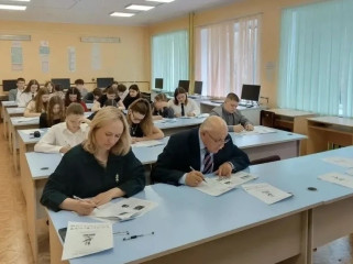 состоялась Международная патриотическая акция «Диктант Победы» - фото - 9