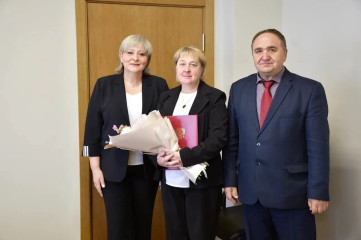 глава Смоленского округа Ольга Павлюченкова приняла участие в очередном заседании Смоленской окружной Думы - фото - 10
