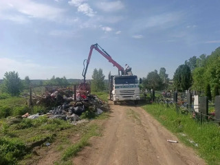 продолжаем работу по вывозу мусора и наведению порядка в округе - фото - 3