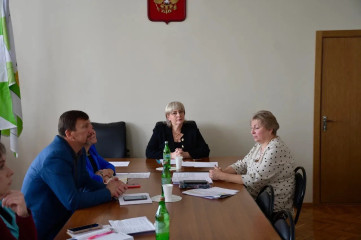 глава Смоленского округа Ольга Павлюченкова провела встречу с директорами школ Смоленского округа - фото - 7