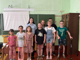 сотрудники Госавтоинспекции провели профилактическое мероприятие с обучающимися МБОУ «Верховская ОШ» - фото - 2