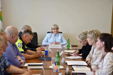 глава Смоленского округа Ольга Павлюченкова провела очередное заседание окружной комиссии по обеспечению безопасности дорожного движения - фото - 7